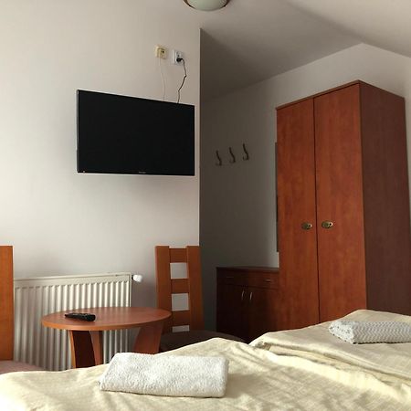 Dom Wczasowy Oliwia Kołobrzeg Exterior foto