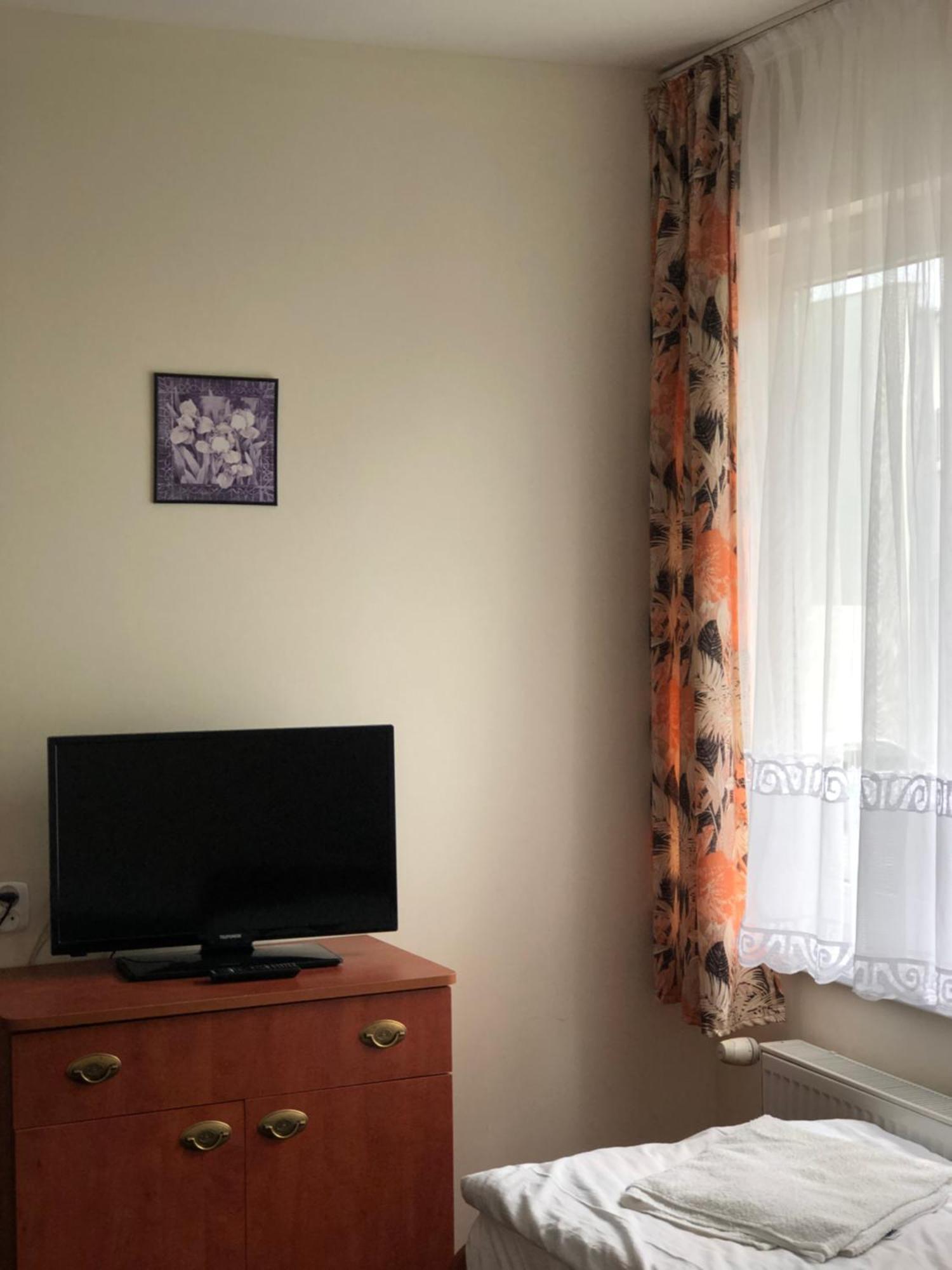 Dom Wczasowy Oliwia Kołobrzeg Exterior foto